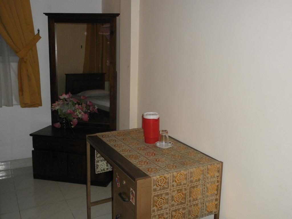 Mccarthy Guesthouse Κάντι Δωμάτιο φωτογραφία